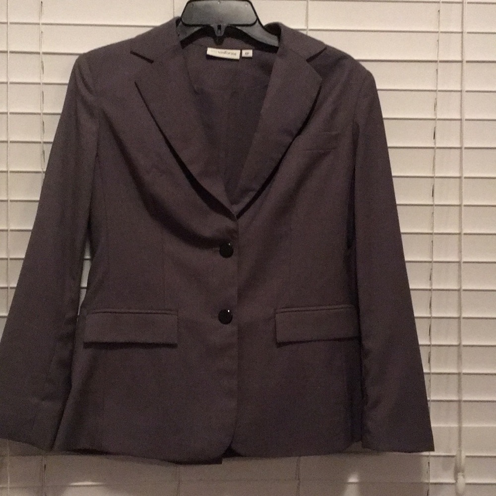 Gray blazer